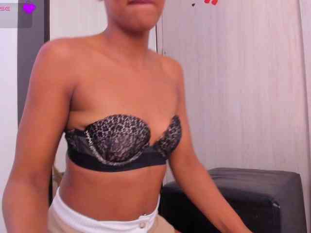 MalloryKim webcam