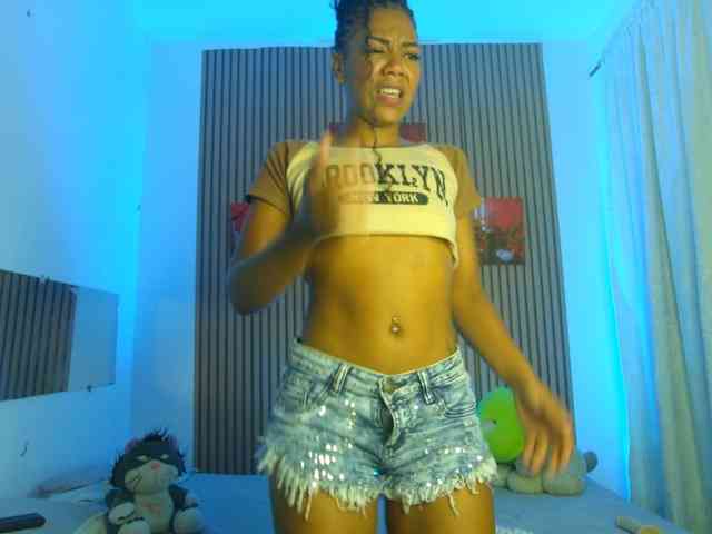 MalloryKim webcam