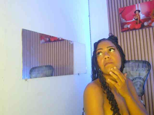MalloryKim webcam