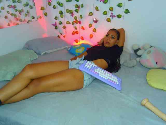 MalloryKim webcam