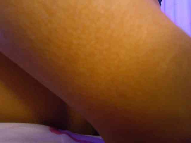 Modelo: MalloryKim