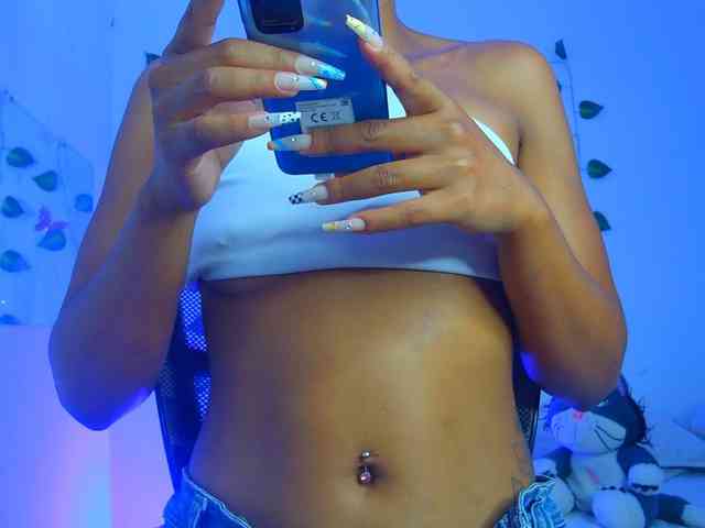 Modelo: MalloryKim