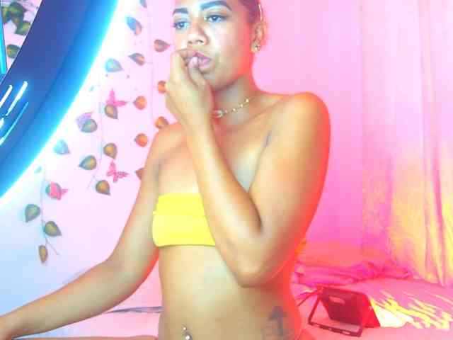 MalloryKim webcam