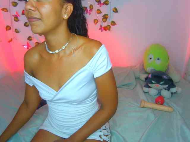 MalloryKim webcam