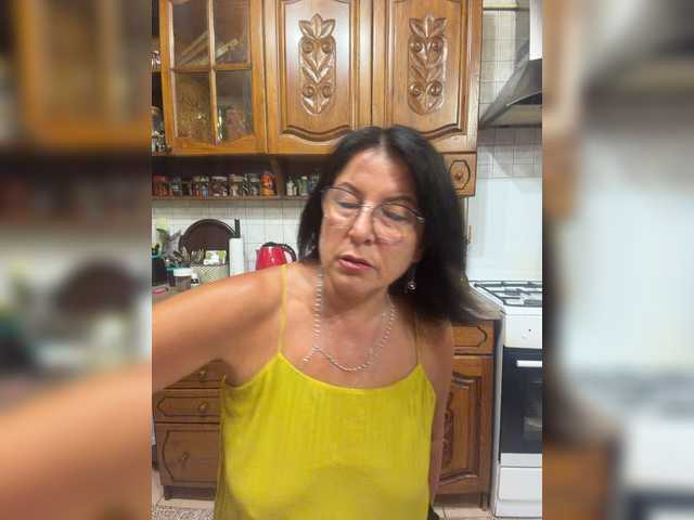 Fiona7 live cam on BongaCams