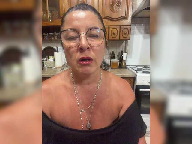 Fiona7 live cam on BongaCams