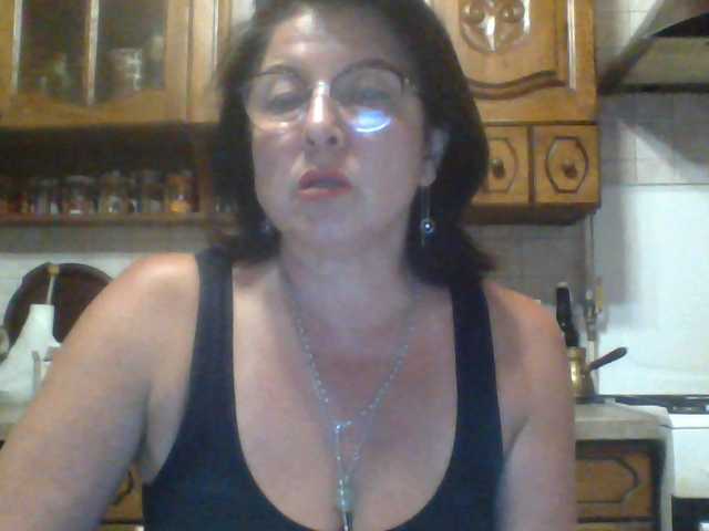 Fiona7 live cam on BongaCams