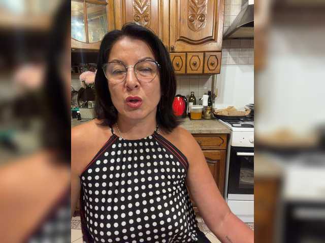 Fiona7 live cam on BongaCams