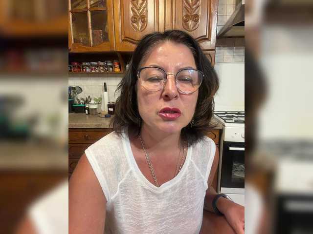 Fiona7 live cam on BongaCams