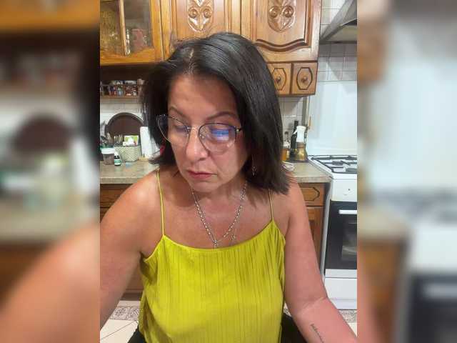 Fiona7 live cam on BongaCams