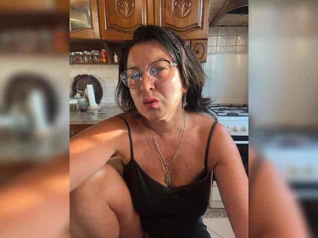 Fiona7 live cam on BongaCams