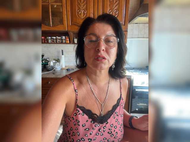 Fiona7 live cam on BongaCams