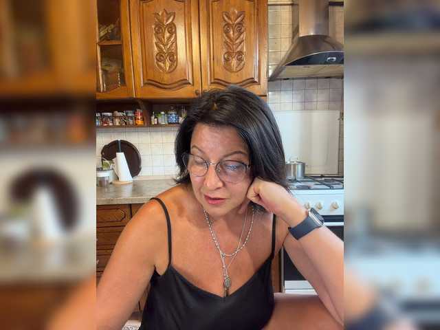 Fiona7 live cam on BongaCams