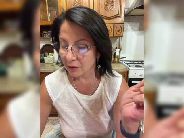 Fiona7 live cam on BongaCams