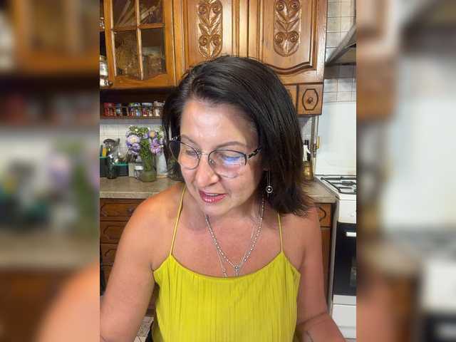 Fiona7 live cam on BongaCams