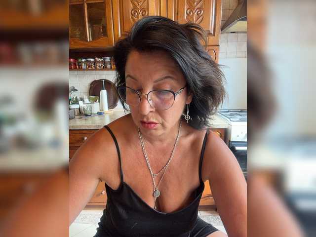 Fiona7 live cam on BongaCams