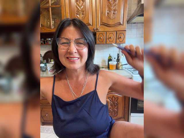 Fiona7 live cam on BongaCams