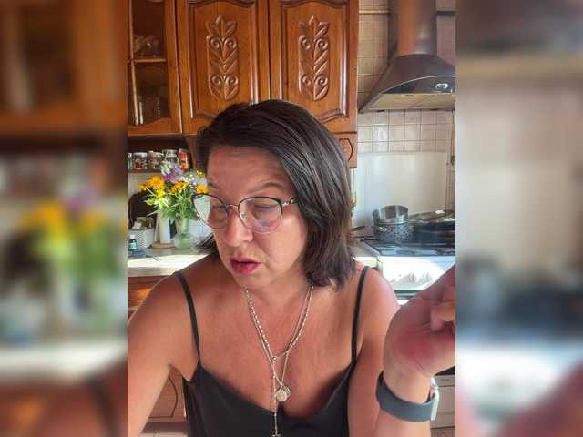 Fiona7 live cam