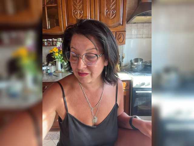 Fiona7 live cam on BongaCams