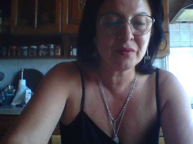 Fiona7 live cam on BongaCams