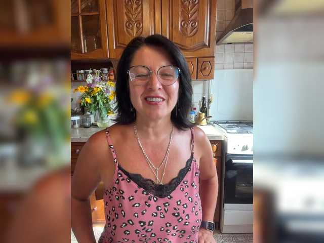 Fiona7 live cam on BongaCams