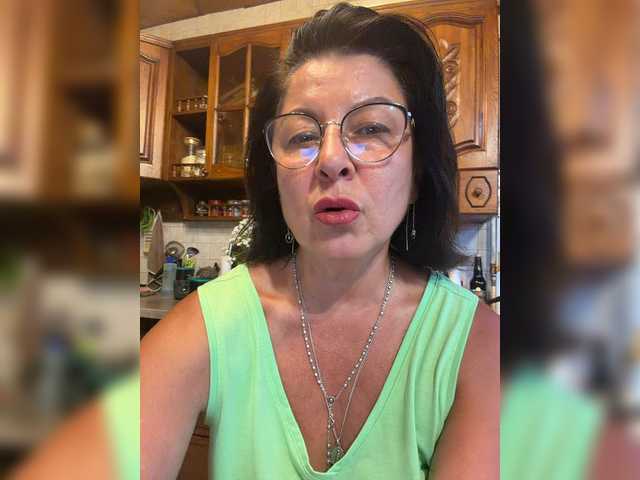 Fiona7 live cam on BongaCams