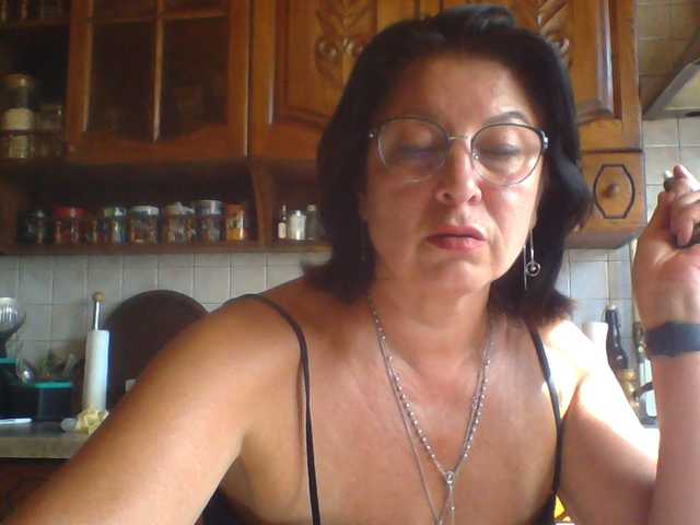 Fiona7 live cam