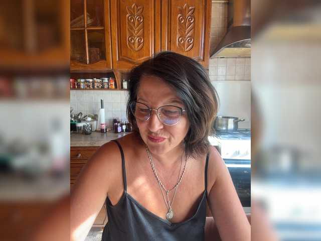 Fiona7 live cam on BongaCams
