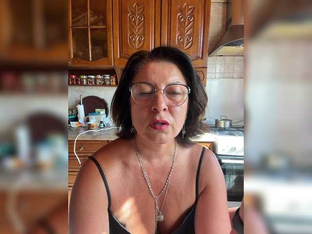 Fiona7 live cam on BongaCams