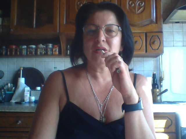 Fiona7 live cam on BongaCams