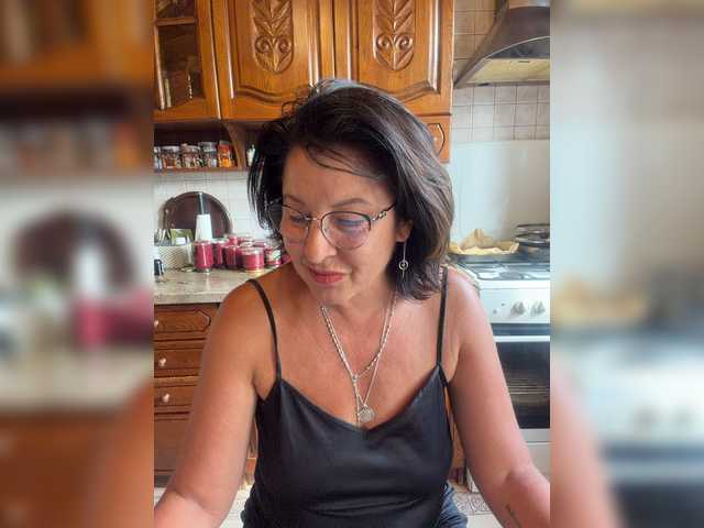 Fiona7 live cam on BongaCams
