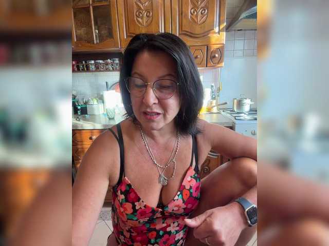 Fiona7 live cam preview