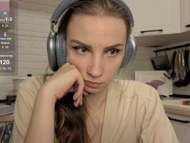  Fist-ashka chat room