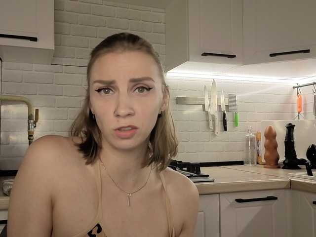 Fist-ashka live webcam show