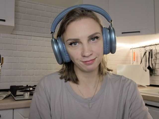 Fist-ashka live cam