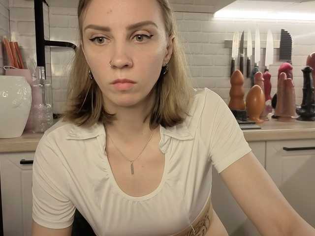 Fist-ashka live cam on BongaCams