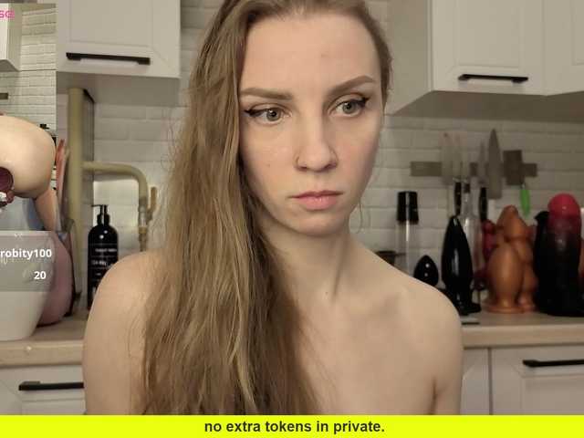  Fist-ashka chat room