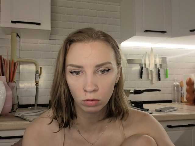 Fist-ashka live webcam show