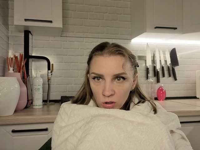Fist-ashka live cam on BongaCams