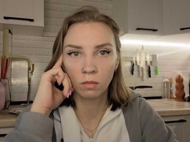 fist-ashka online