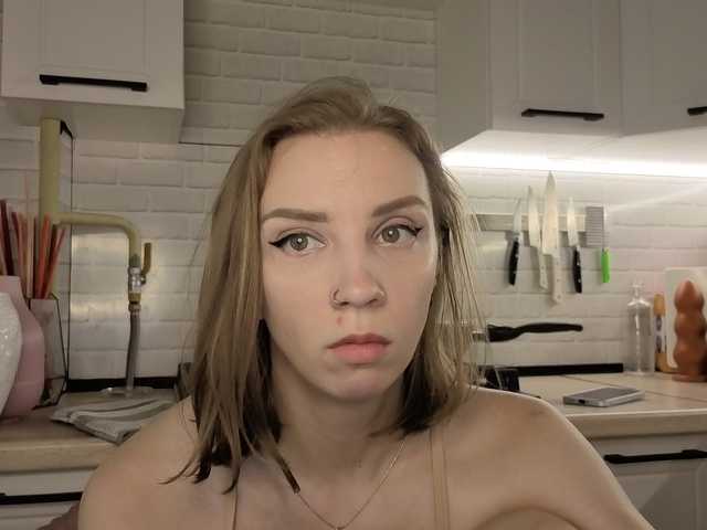Fist-ashka live webcam show