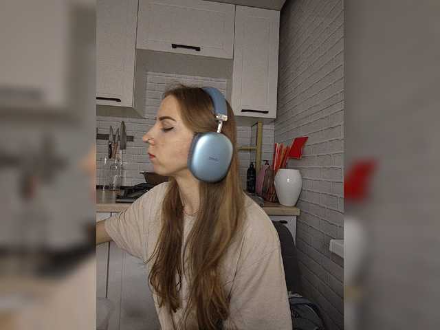 Fist-ashka live cam on BongaCams
