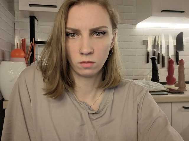 Fist-ashka live cam on 