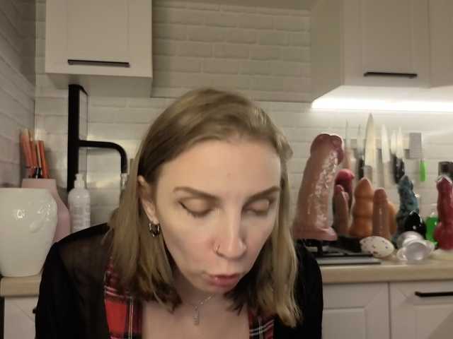 Fist-ashka live webcam show