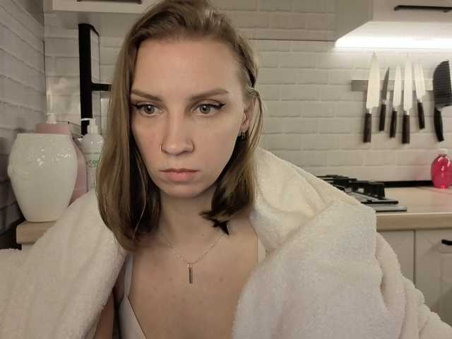 Fist-ashka live cam on BongaCams