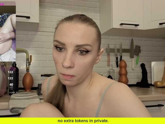  Fist-ashka chat room