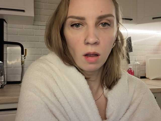 Fist-ashka live cam on BongaCams