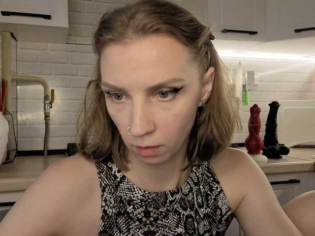 Fist-ashka live cam on BongaCams