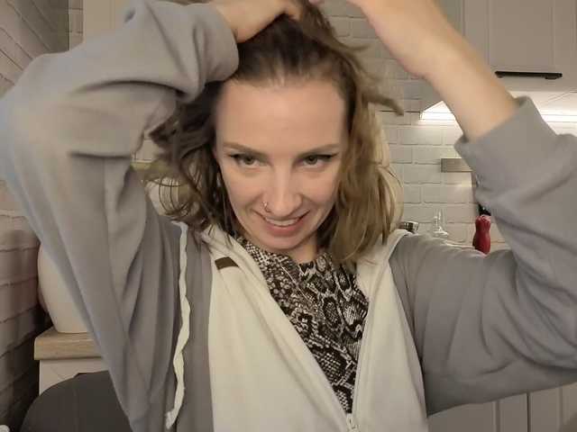 Fist-ashka live cam on BongaCams