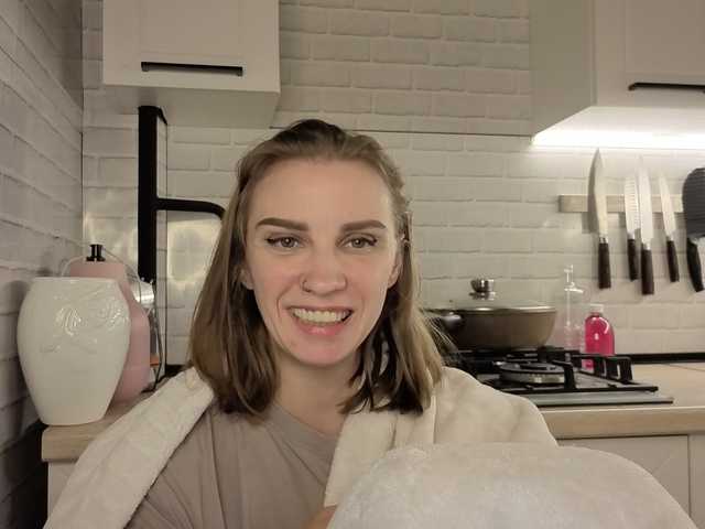 Fist-ashka live cam on BongaCams